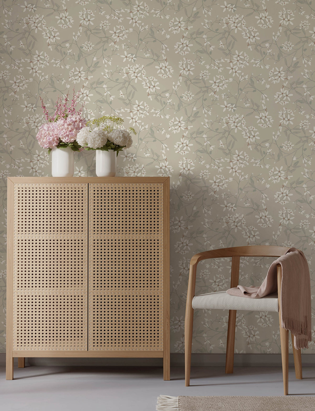 4201-20113-peel-and-stick-wallpaper-room-scene