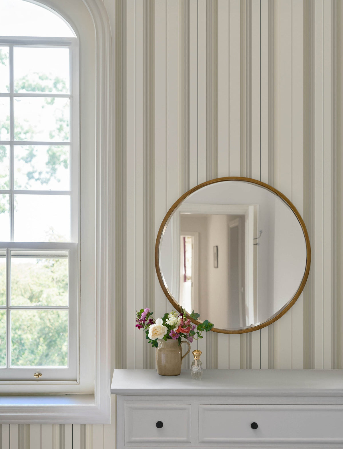 4201-20118-peel-and-stick-wallpaper-room-scene