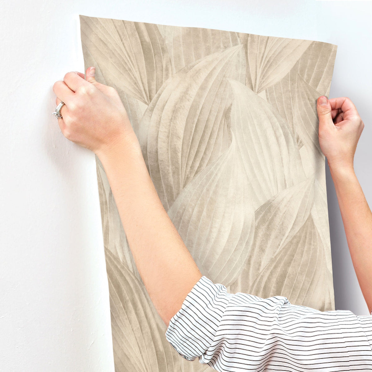 4202-571554-peel-and-stick-wallpaper-stick-application-step
