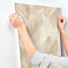 4202-571554-peel-and-stick-wallpaper-stick-application-step