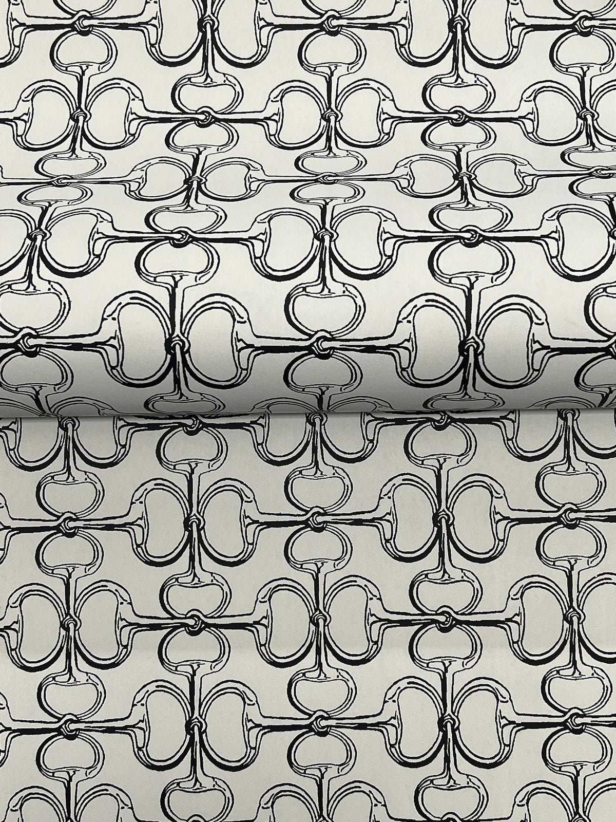 4211-83509-peel-and-stick-wallpaper-detail-closeup