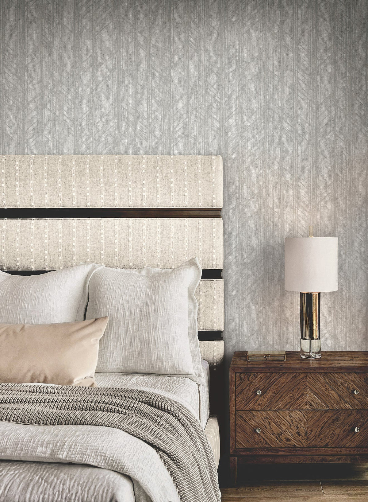 4211-83521-peel-and-stick-wallpaper-room-scene