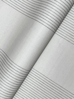 4211-83527-peel-and-stick-wallpaper-detail-closeup