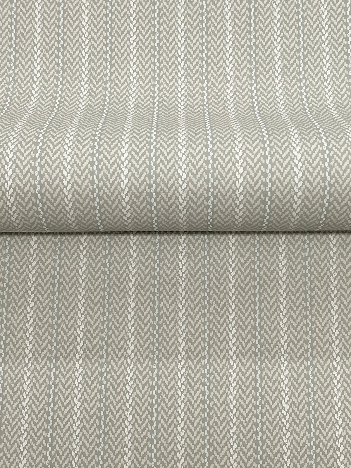 4211-83536-peel-and-stick-wallpaper-detail-closeup
