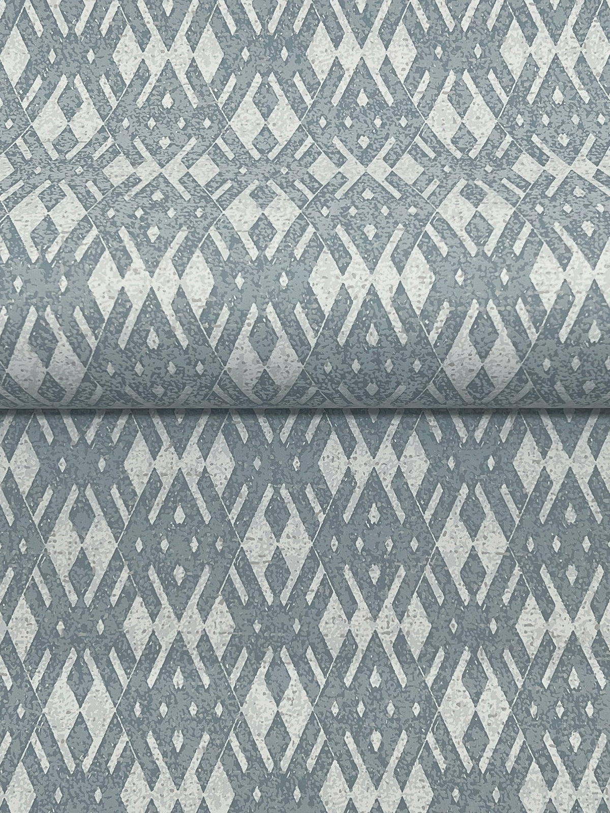 4211-83546-peel-and-stick-wallpaper-detail-closeup