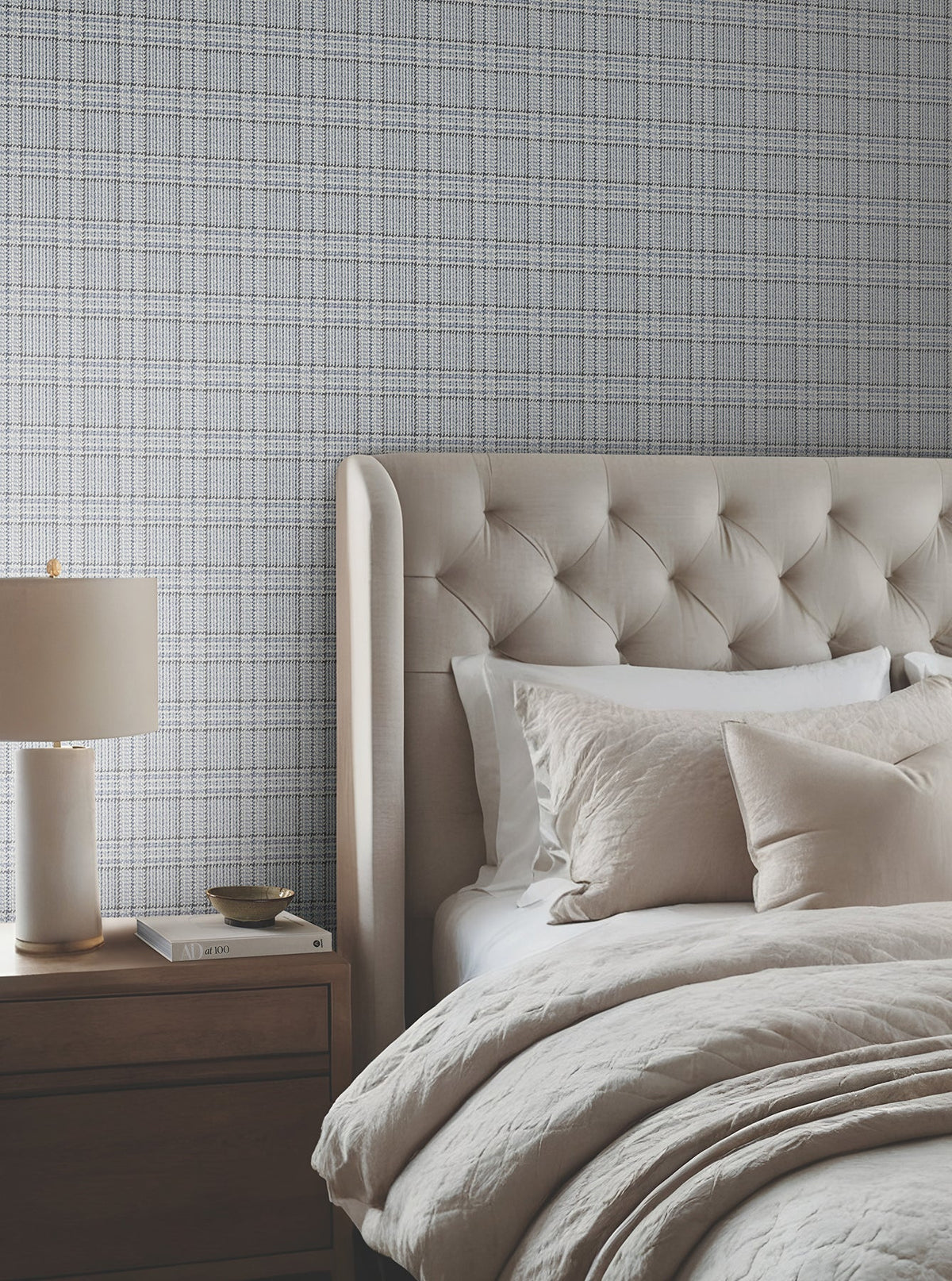4211-83555-peel-and-stick-wallpaper-room-scene