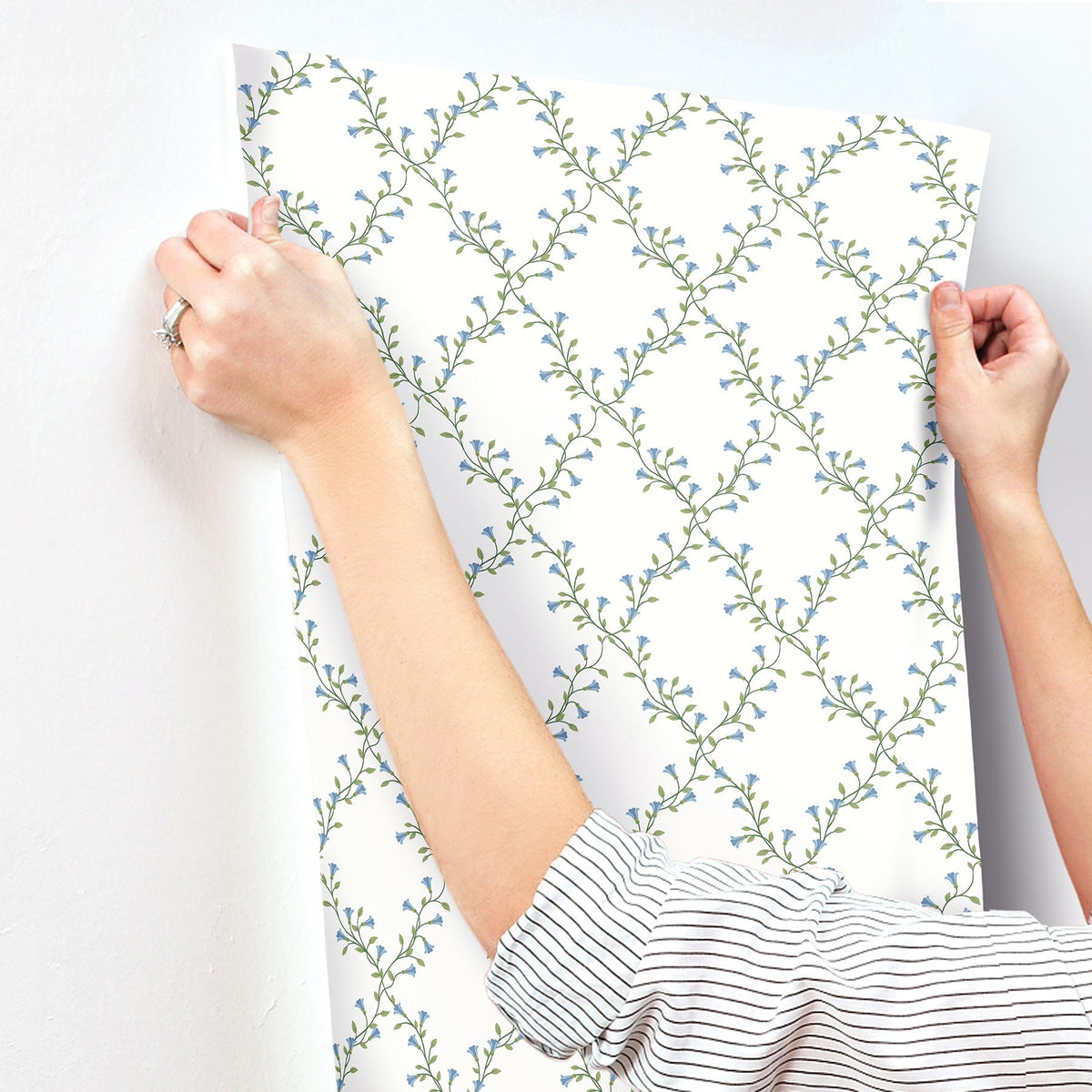 4212-84389-peel-and-stick-wallpaper-stick-application-step