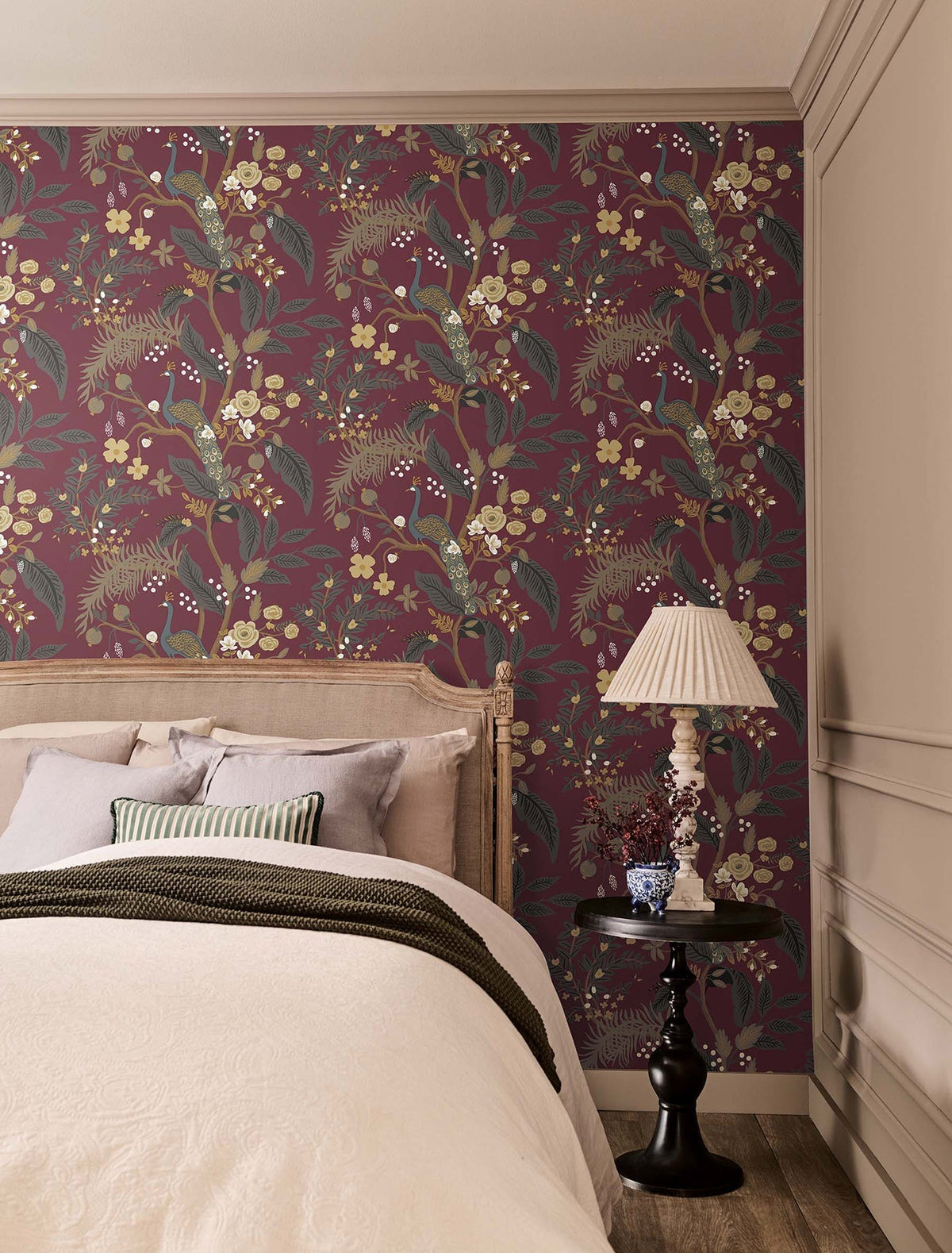 4212-84425-peel-and-stick-wallpaper-room-scene