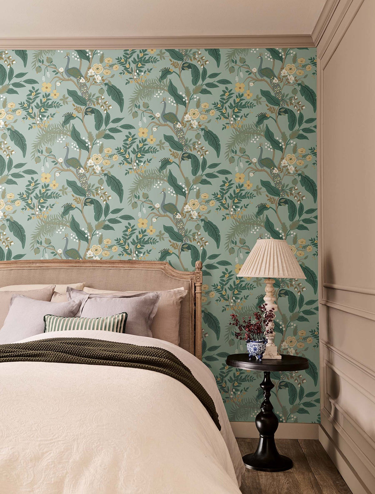4212-84426-peel-and-stick-wallpaper-room-scene