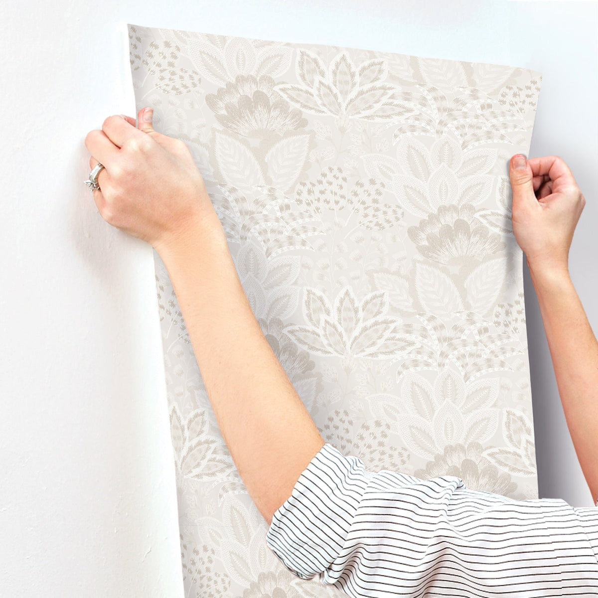 4228-84121-peel-and-stick-wallpaper-stick-application-step