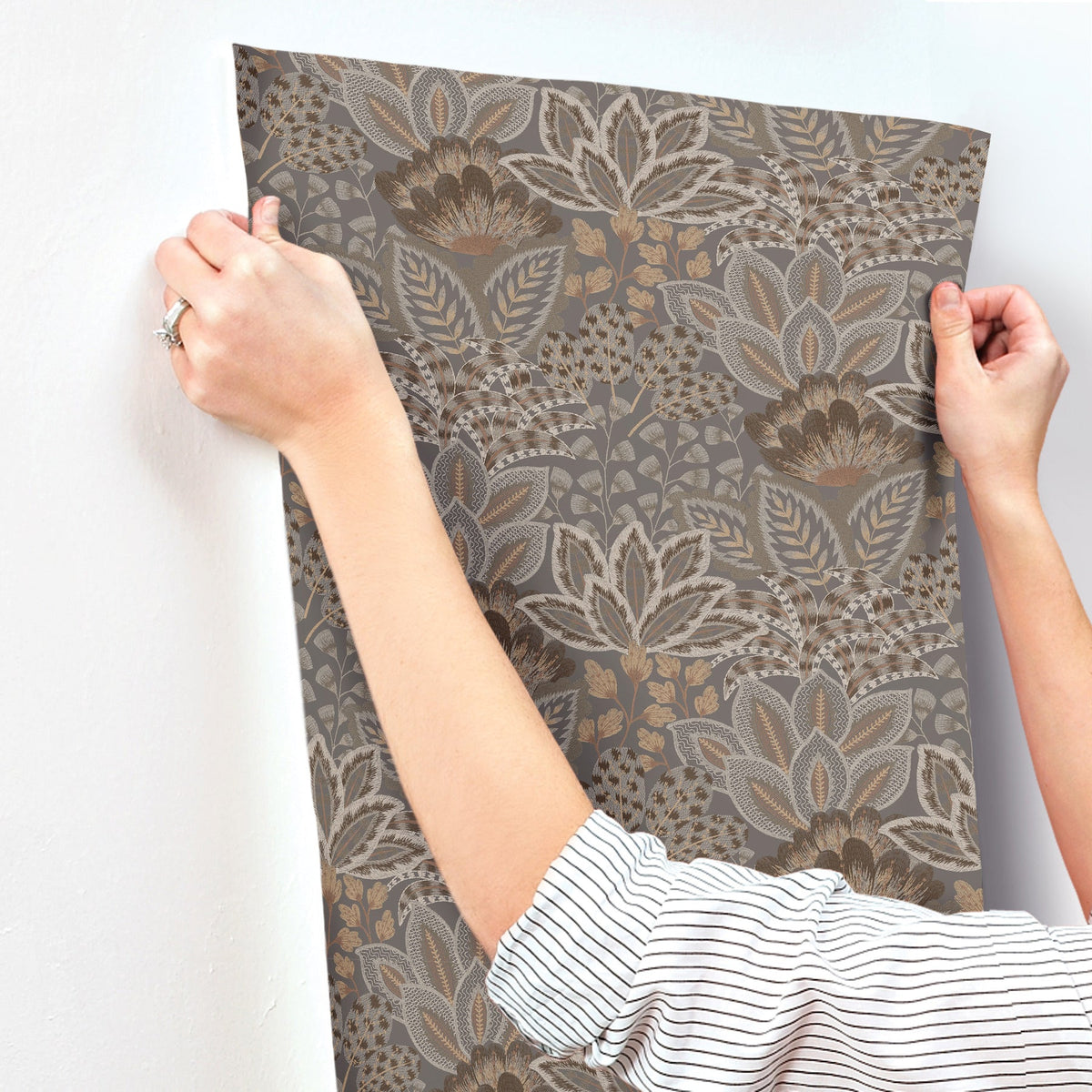 4228-84122-peel-and-stick-wallpaper-stick-application-step