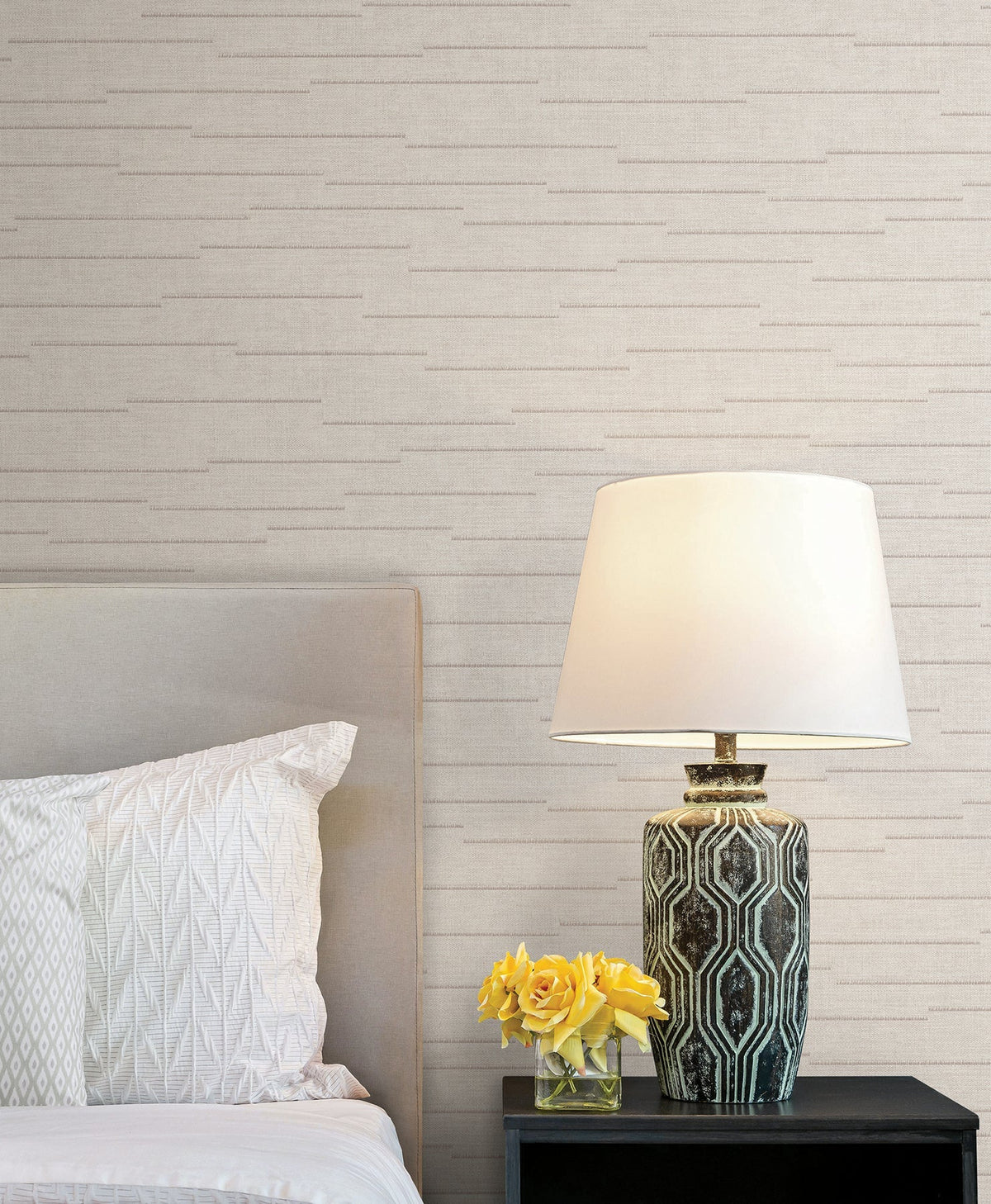 4228-84137-peel-and-stick-wallpaper-room-scene