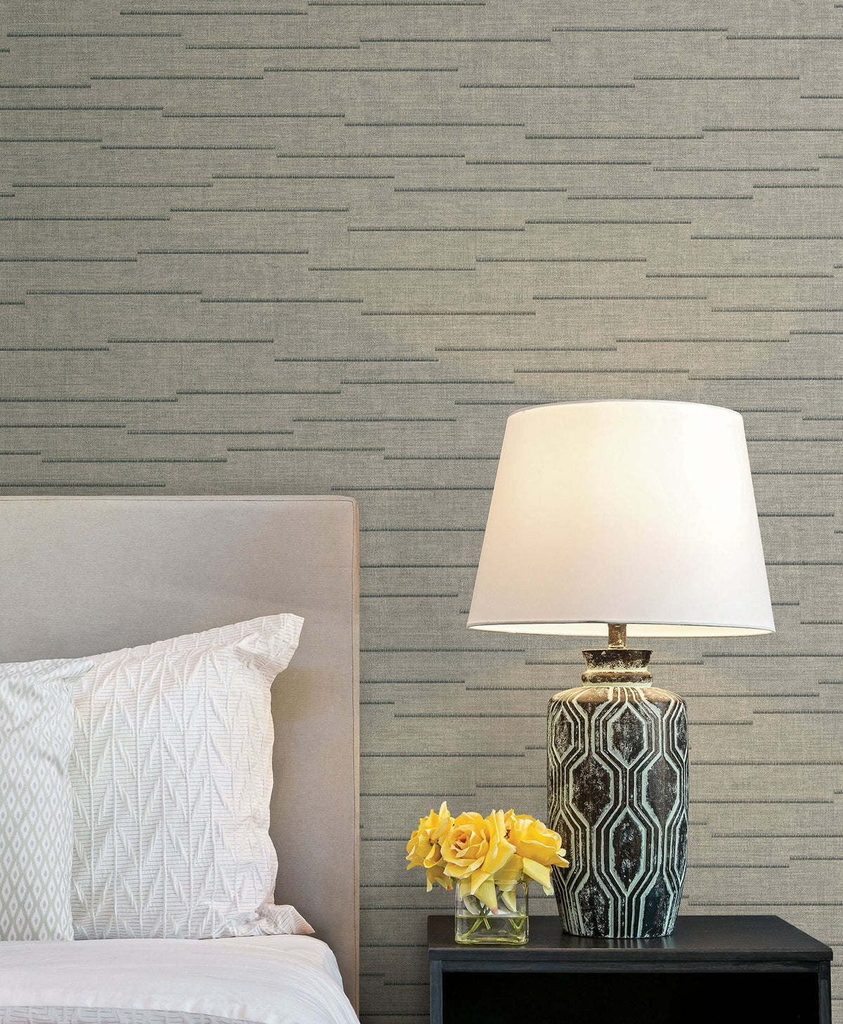 4228-84139-peel-and-stick-wallpaper-room-scene