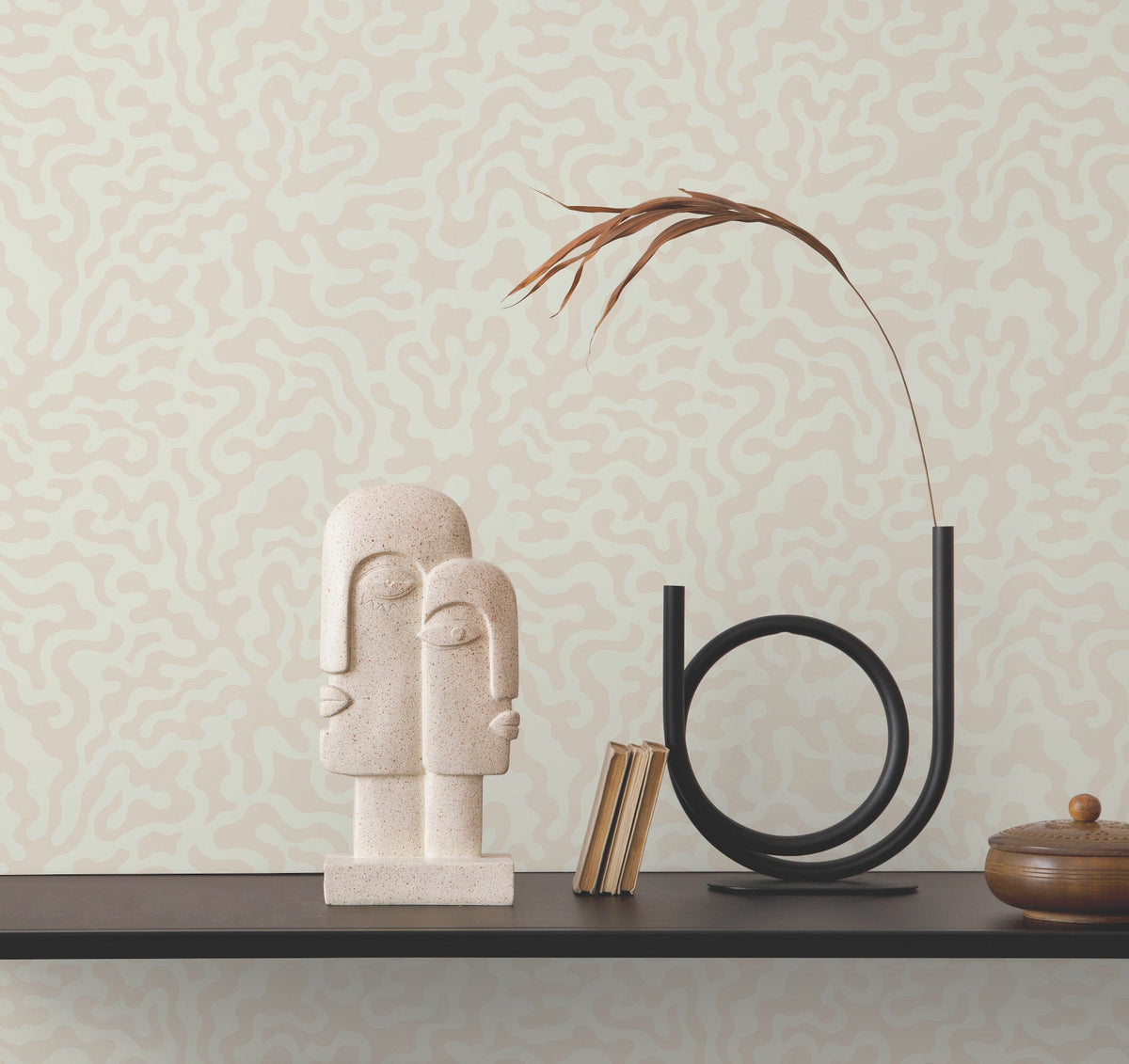 AG2021-peel-and-stick-wallpaper-room-scene-detail-closeup