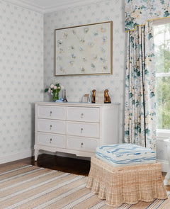 AST4356-peel-and-stick-wallpaper-room-scene