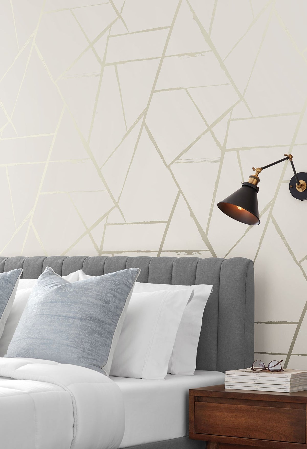 CC1293-peel-and-stick-wallpaper-room-scene