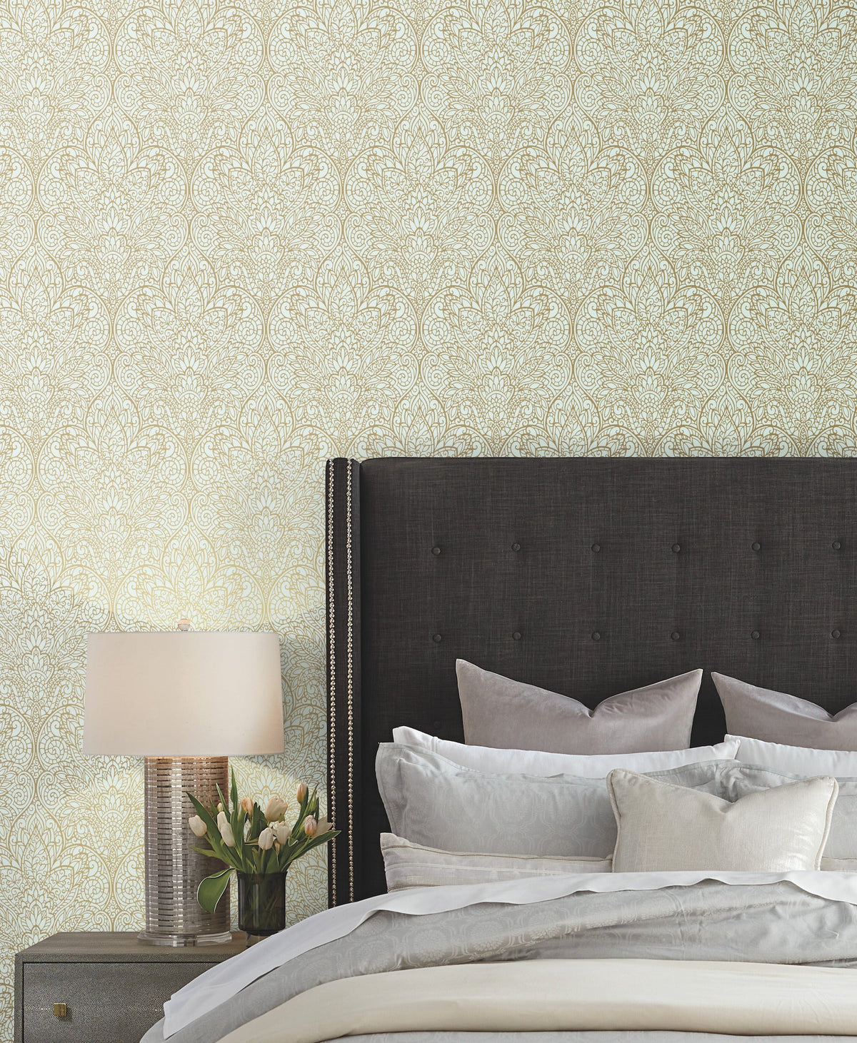 CD4008-peel-and-stick-wallpaper-room-scene