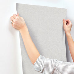 COD0605-peel-and-stick-wallpaper-stick-application-step