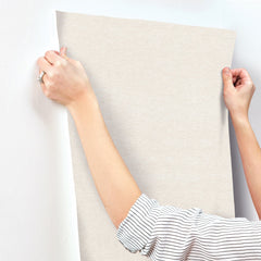 COD0610-peel-and-stick-wallpaper-stick-application-step