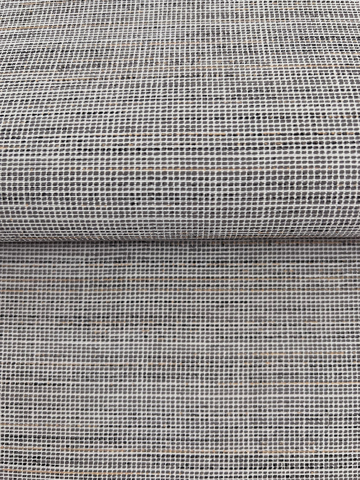 COD0628-peel-and-stick-wallpaper-detail-closeup