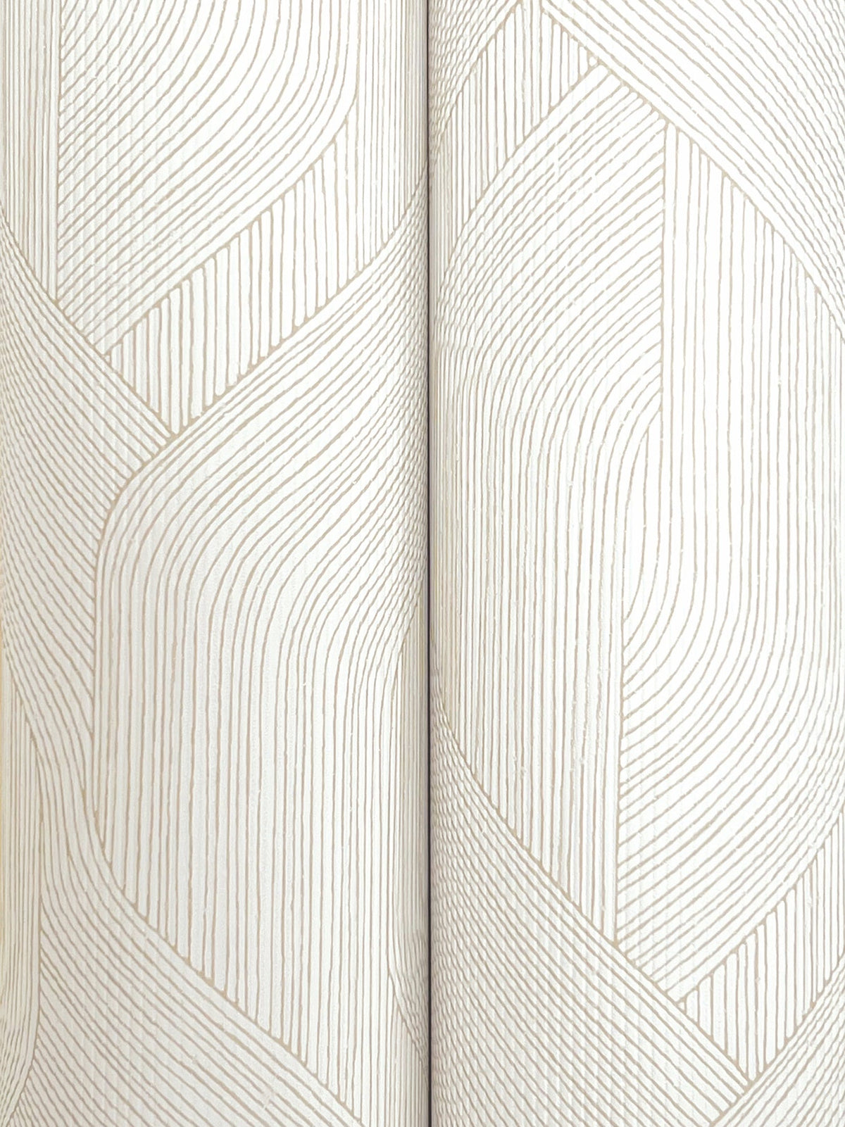 COD0642-peel-and-stick-wallpaper-detail-closeup