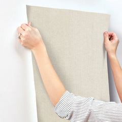 COD0648-peel-and-stick-wallpaper-stick-application-step