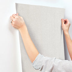 COD0651-peel-and-stick-wallpaper-stick-application-step