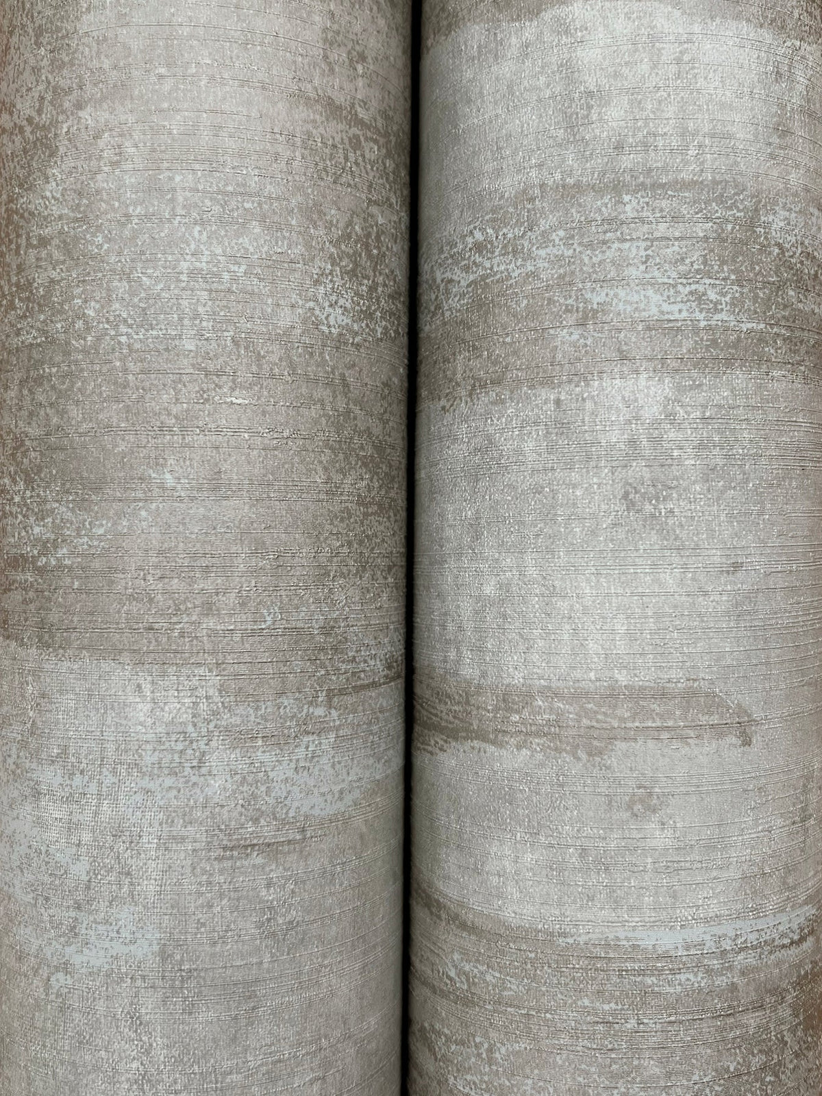 COD0654-peel-and-stick-wallpaper-detail-closeup