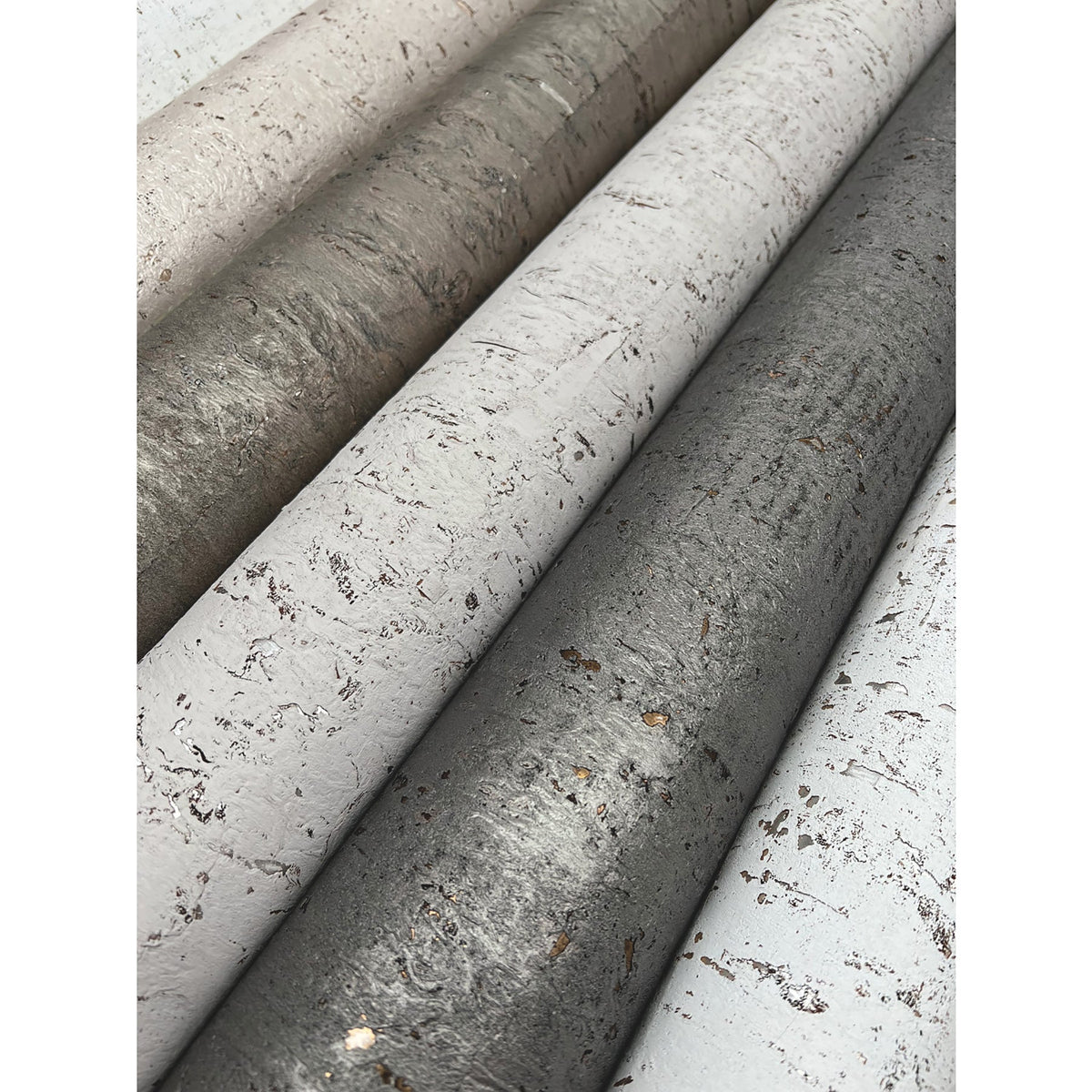 EV3901-peel-and-stick-wallpaper-detail-closeup-4
