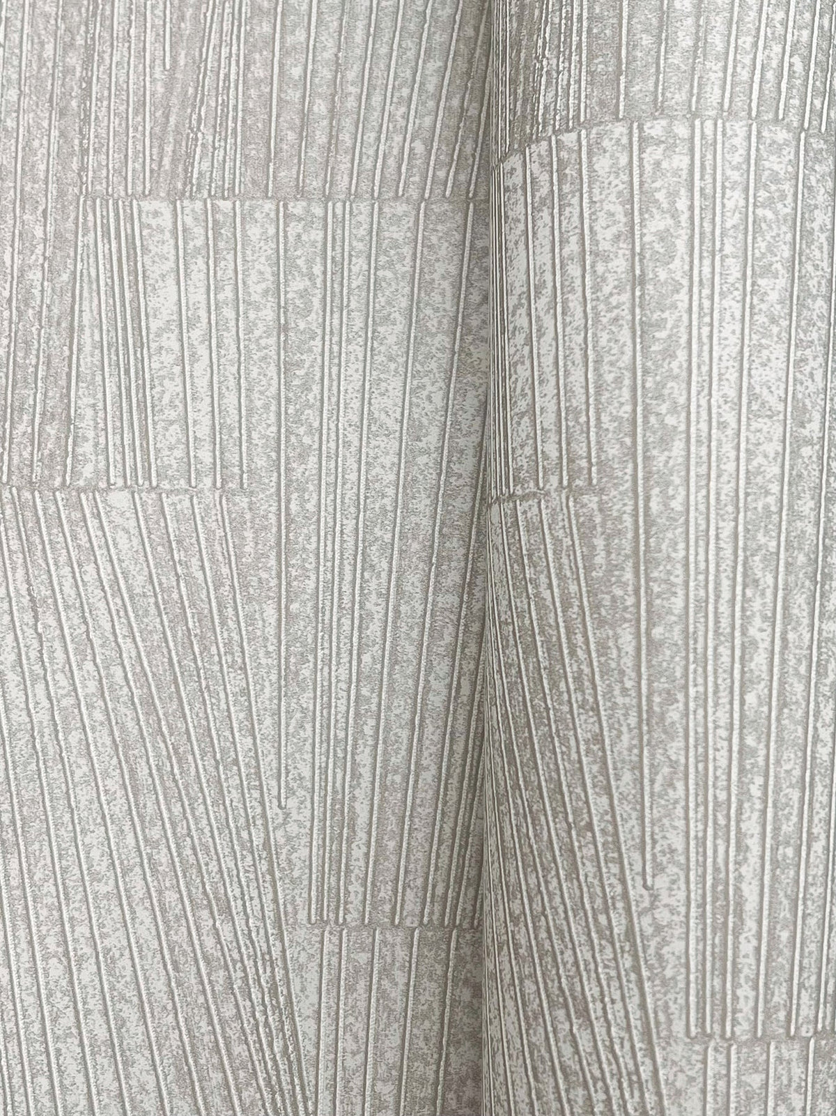 FM1031-peel-and-stick-wallpaper-detail-closeup