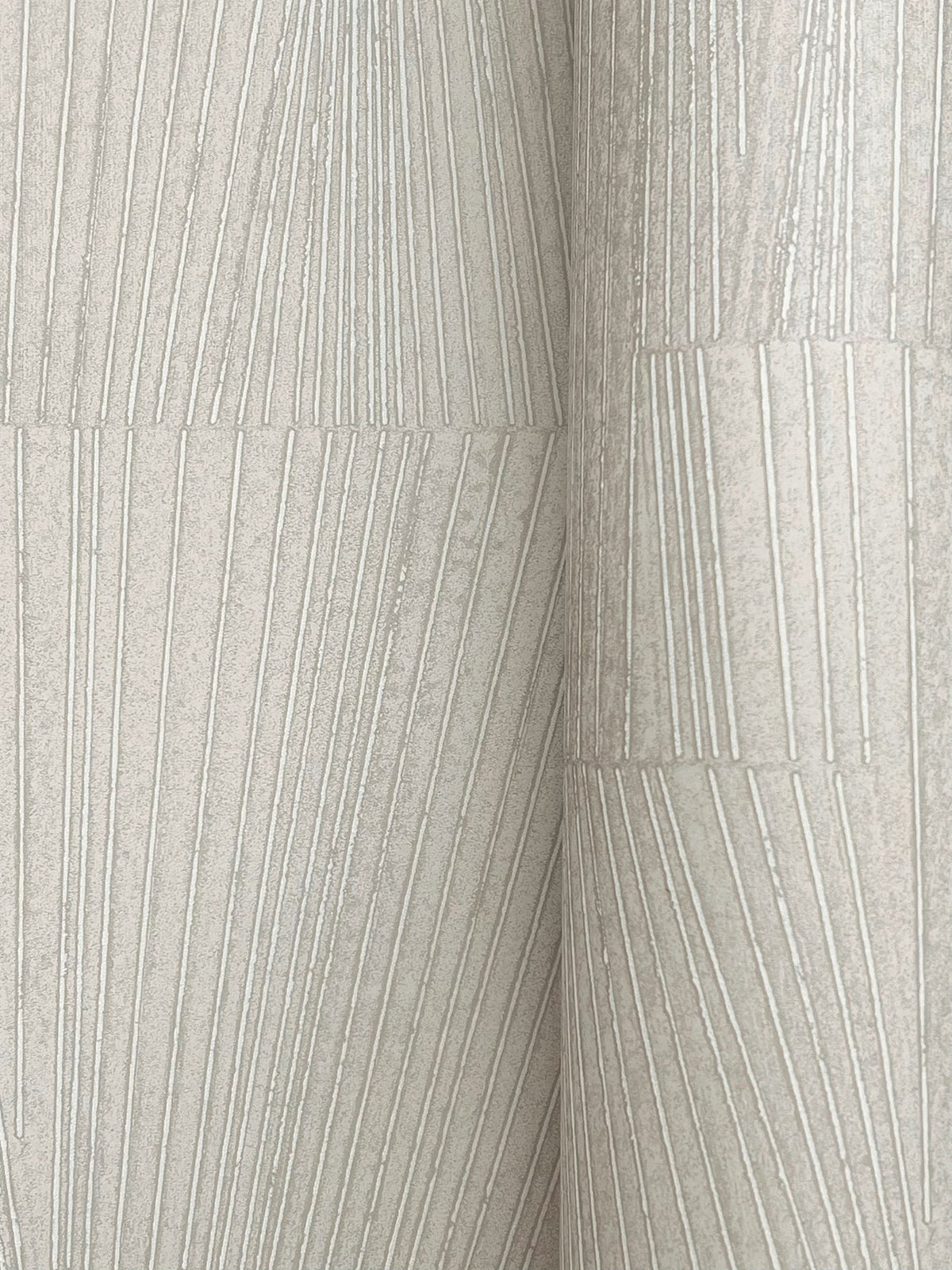 FM1035-peel-and-stick-wallpaper-detail-closeup