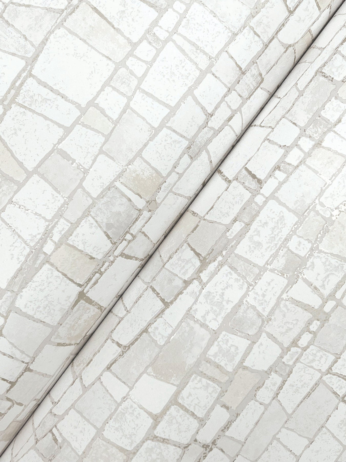 FM1083-peel-and-stick-wallpaper-detail-closeup