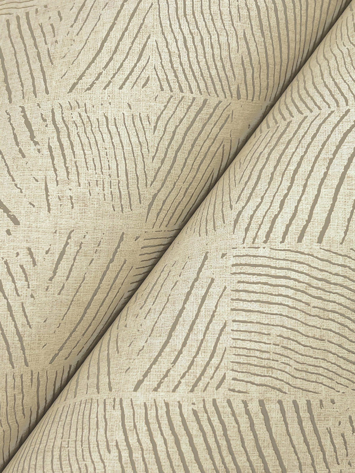 GN2623-peel-and-stick-wallpaper-detail-closeup