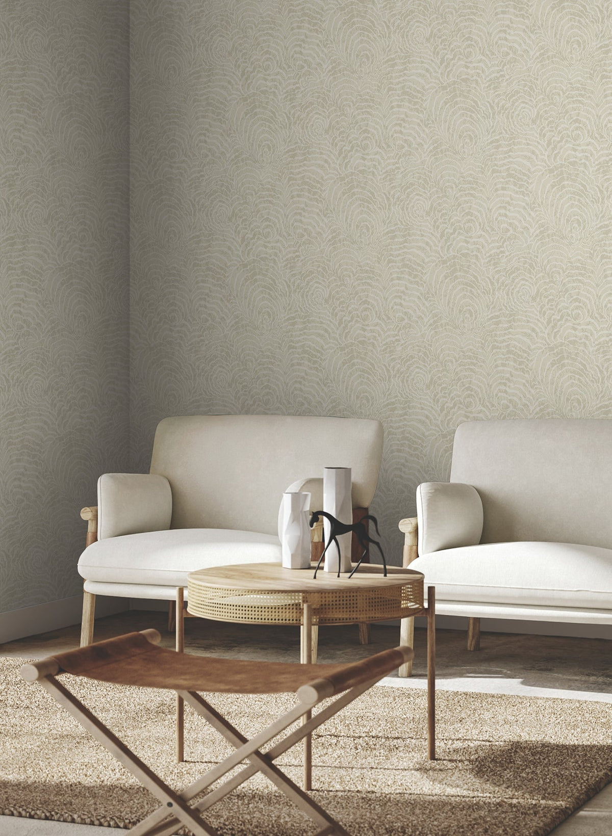 GN2632-peel-and-stick-wallpaper-room-scene