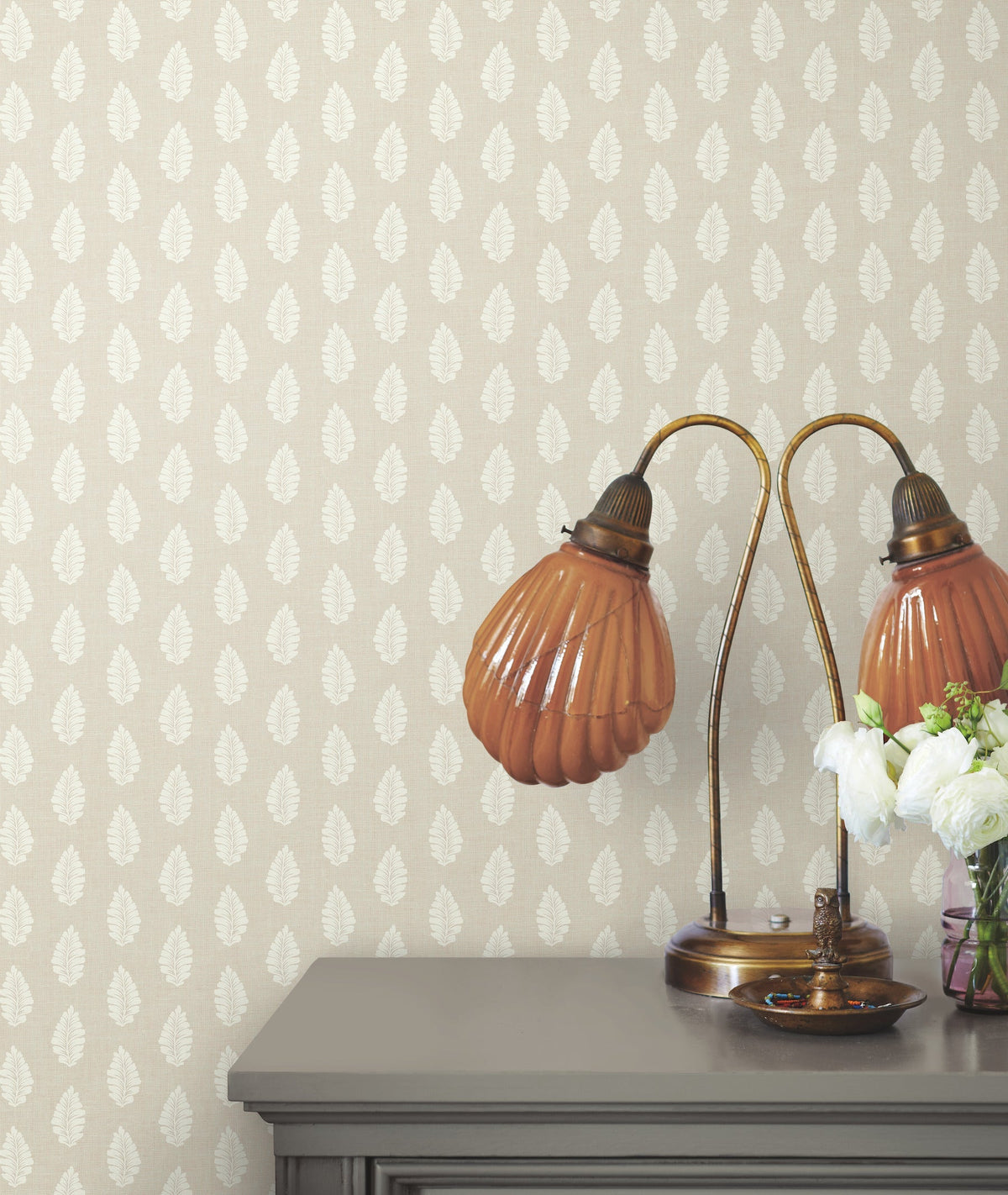 GR5964-peel-and-stick-wallpaper-room-scene