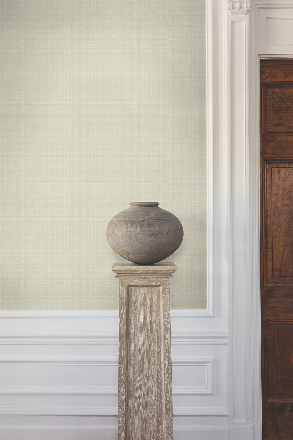 GT4509-peel-and-stick-wallpaper-room-scene-detail-closeup