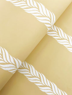 GT4543-peel-and-stick-wallpaper-detail-closeup