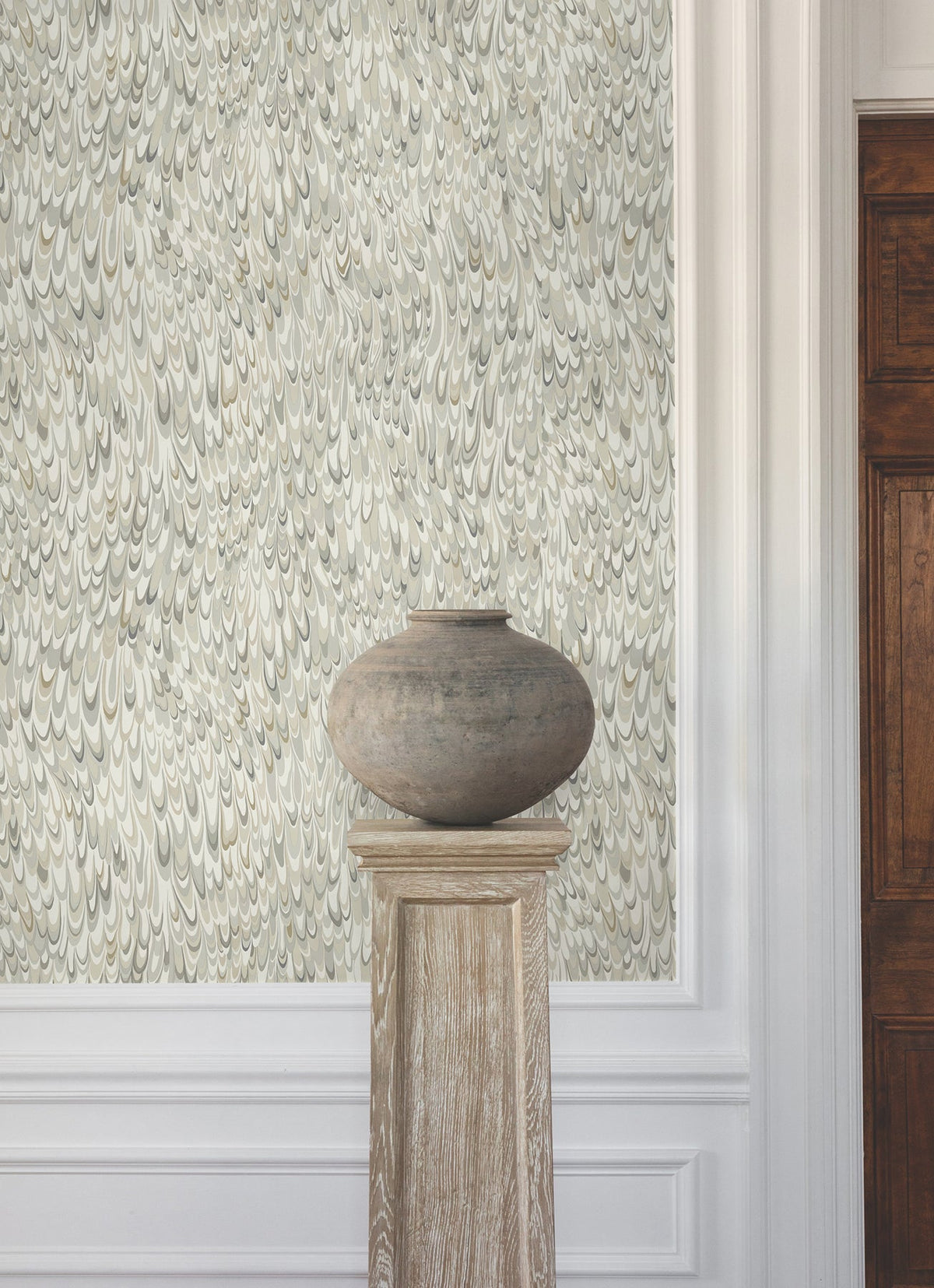 GT4581-peel-and-stick-wallpaper-room-scene