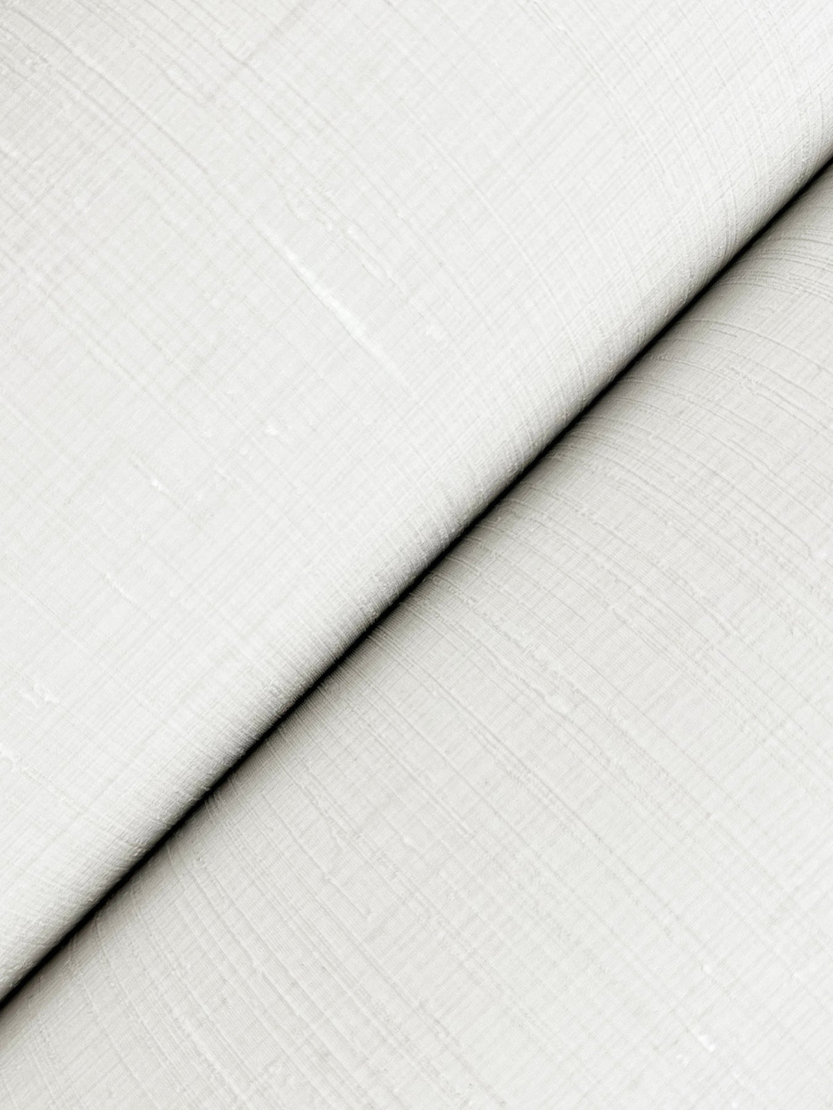GT4596N-peel-and-stick-wallpaper-detail-closeup