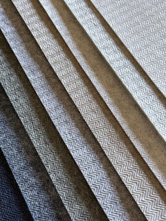 HA3654R-peel-and-stick-wallpaper-detail-closeup-2