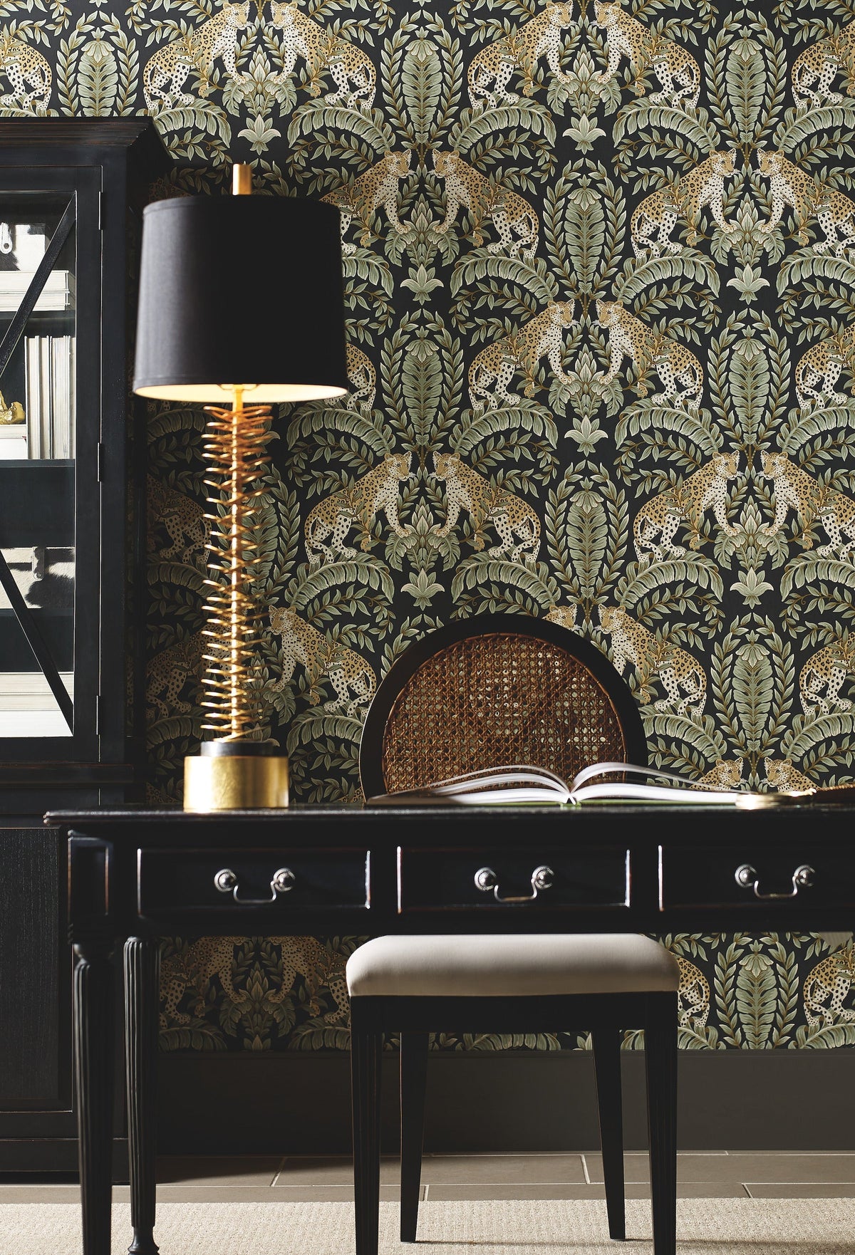 KT2205-peel-and-stick-wallpaper-room-scene
