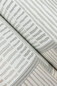 LM5373-peel-and-stick-wallpaper-detail-closeup