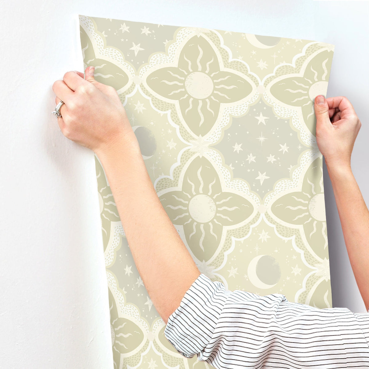 MB29033-peel-and-stick-wallpaper-stick-application-step