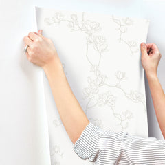 MF4732-peel-and-stick-wallpaper-stick-application-step