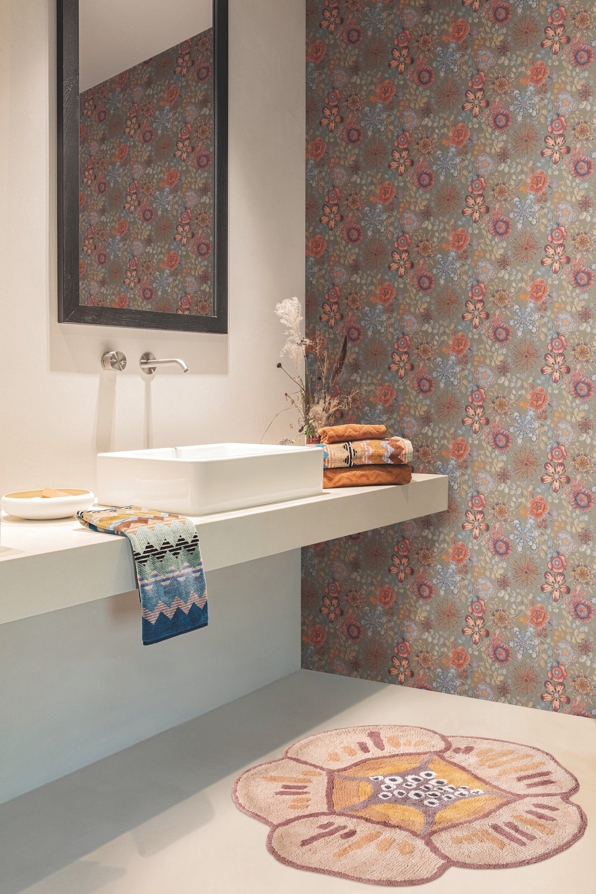 MI10310-peel-and-stick-wallpaper-room-scene-detail-closeup