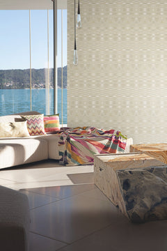 MI10320-peel-and-stick-wallpaper-room-scene-detail-closeup