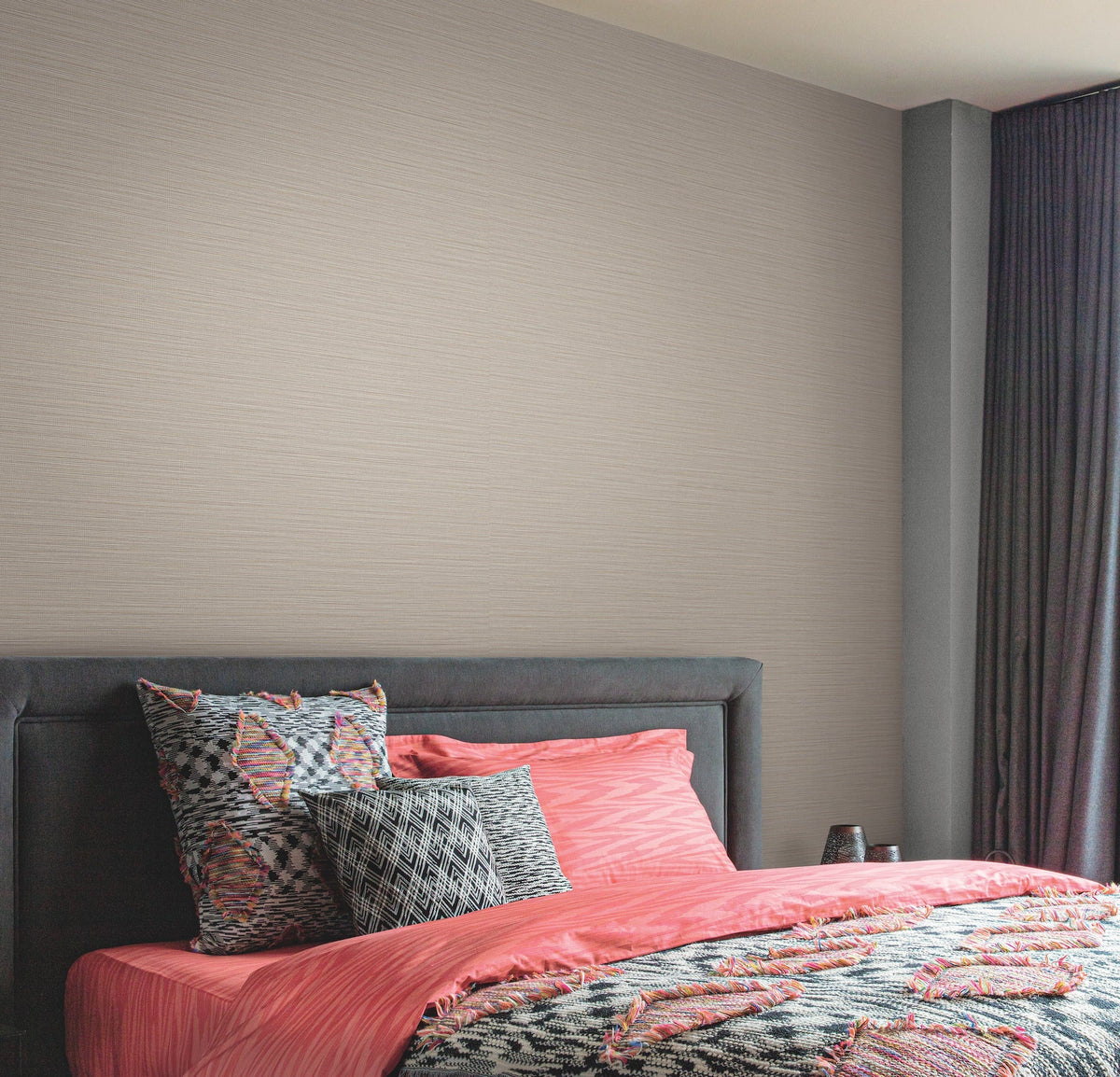 MI10373-peel-and-stick-wallpaper-room-scene