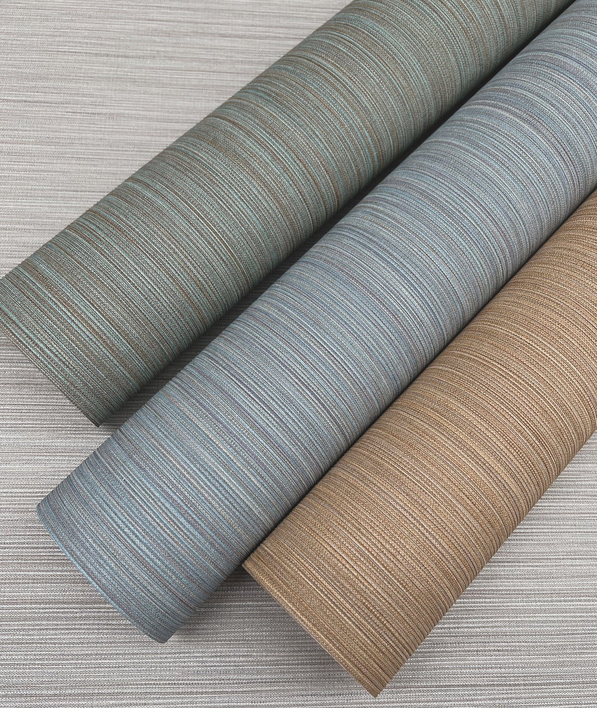 MI10373-peel-and-stick-wallpaper-detail-closeup-2