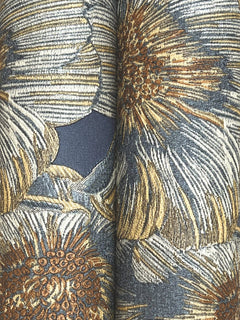 MI10501-peel-and-stick-wallpaper-detail-closeup