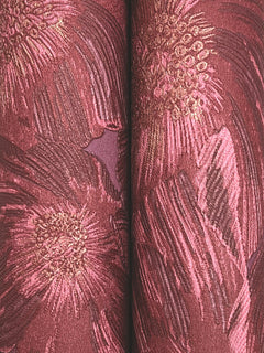 MI10505-peel-and-stick-wallpaper-detail-closeup